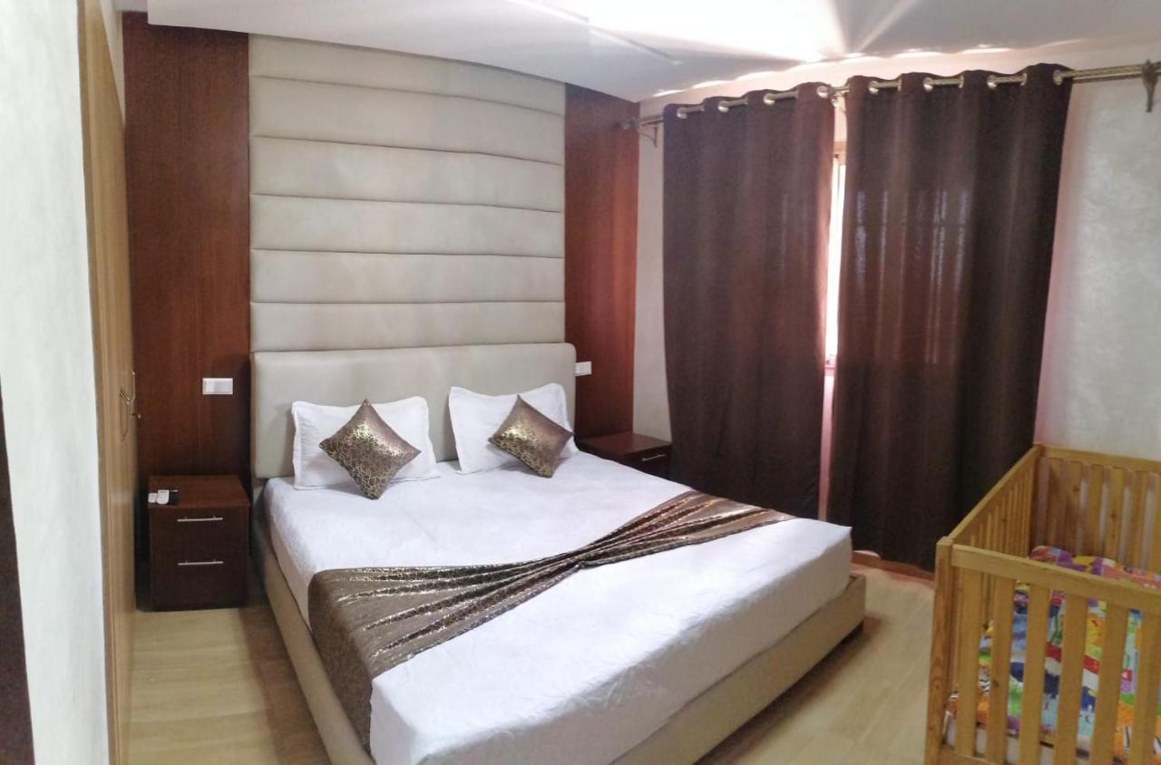 Appartement An Elegant For Rent With A Pool And A View Of The Mountains In Marrakesh
