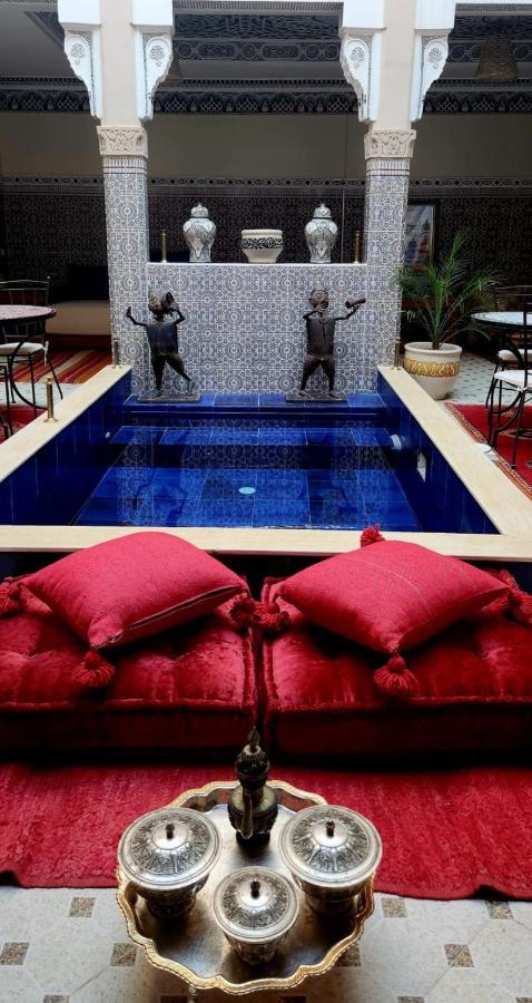 Amazing *