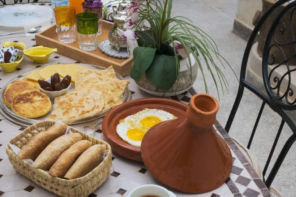 Private Halal 2 Swimming Pool Not Overlooked Marrakesh