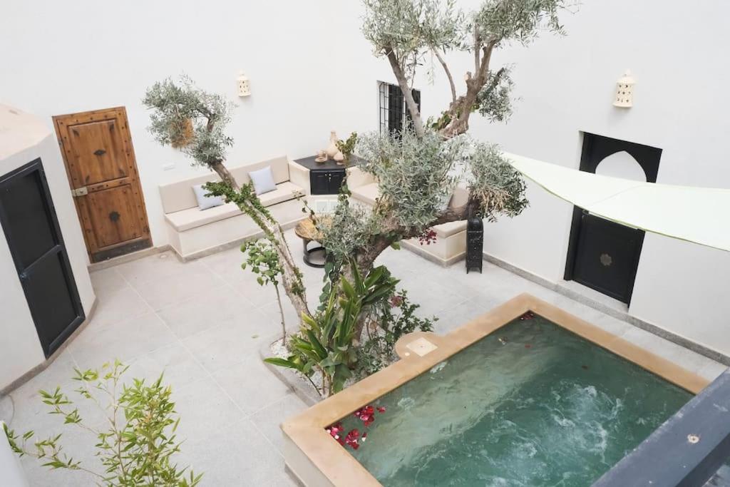 Private Halal 2 Swimming Pool Not Overlooked Villa *