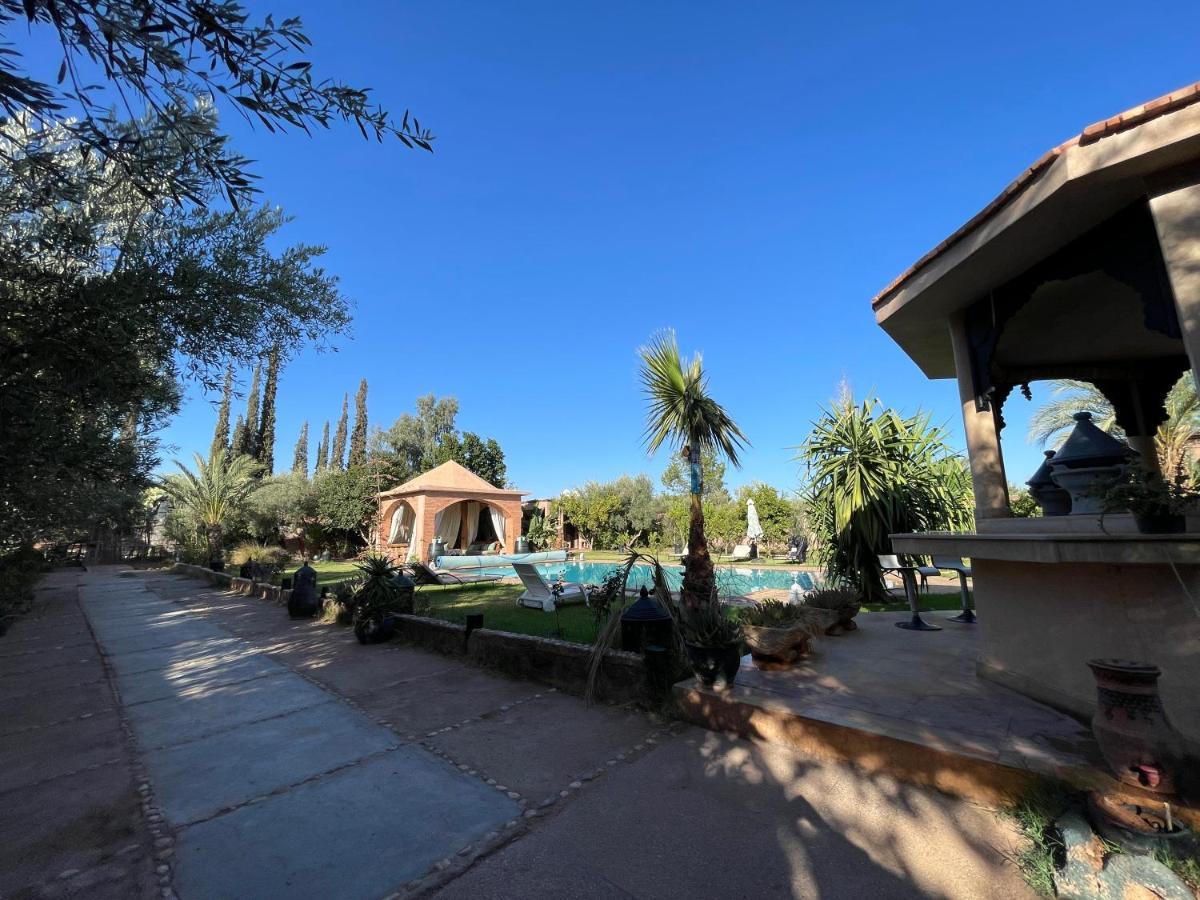 Villa Authentic Ideal For 16+ Guests Marrakesh