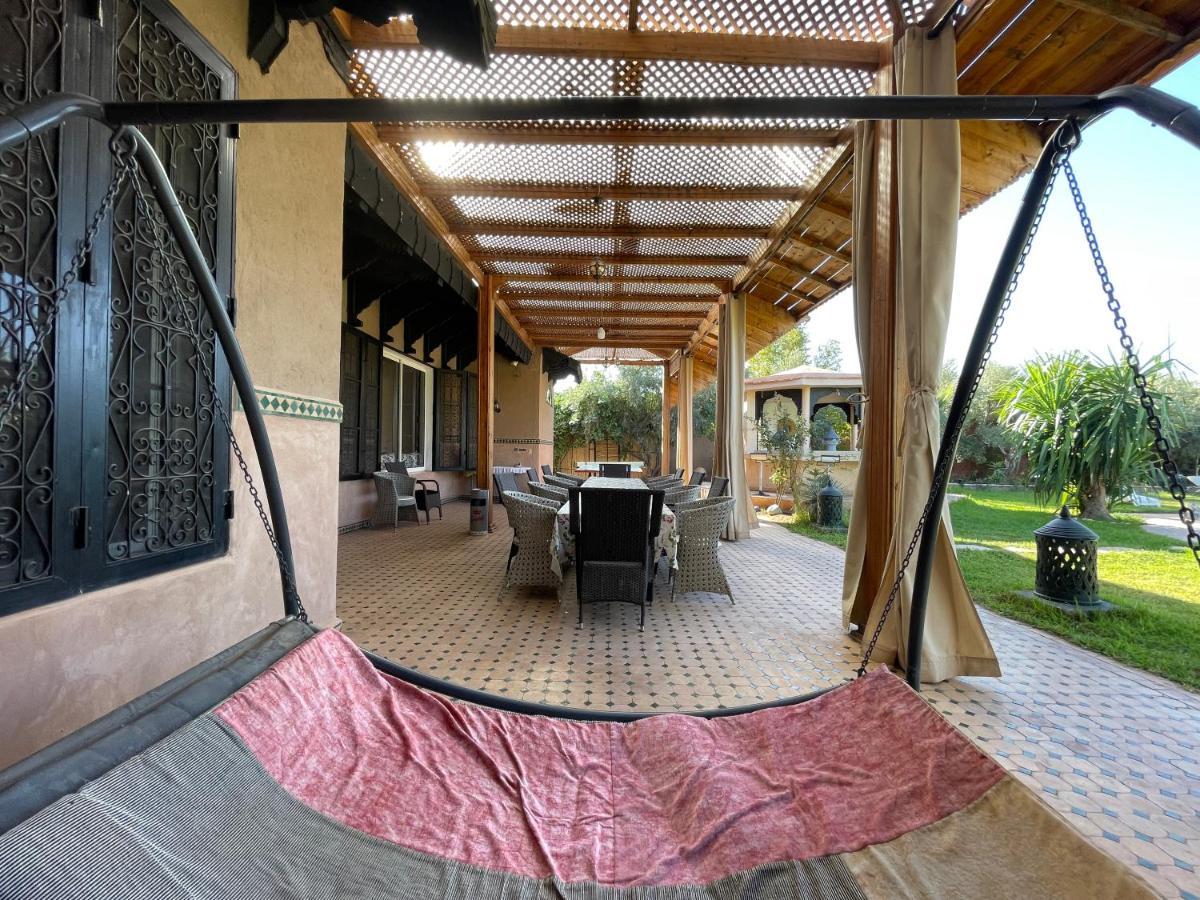 Villa Authentic Ideal For 16+ Guests