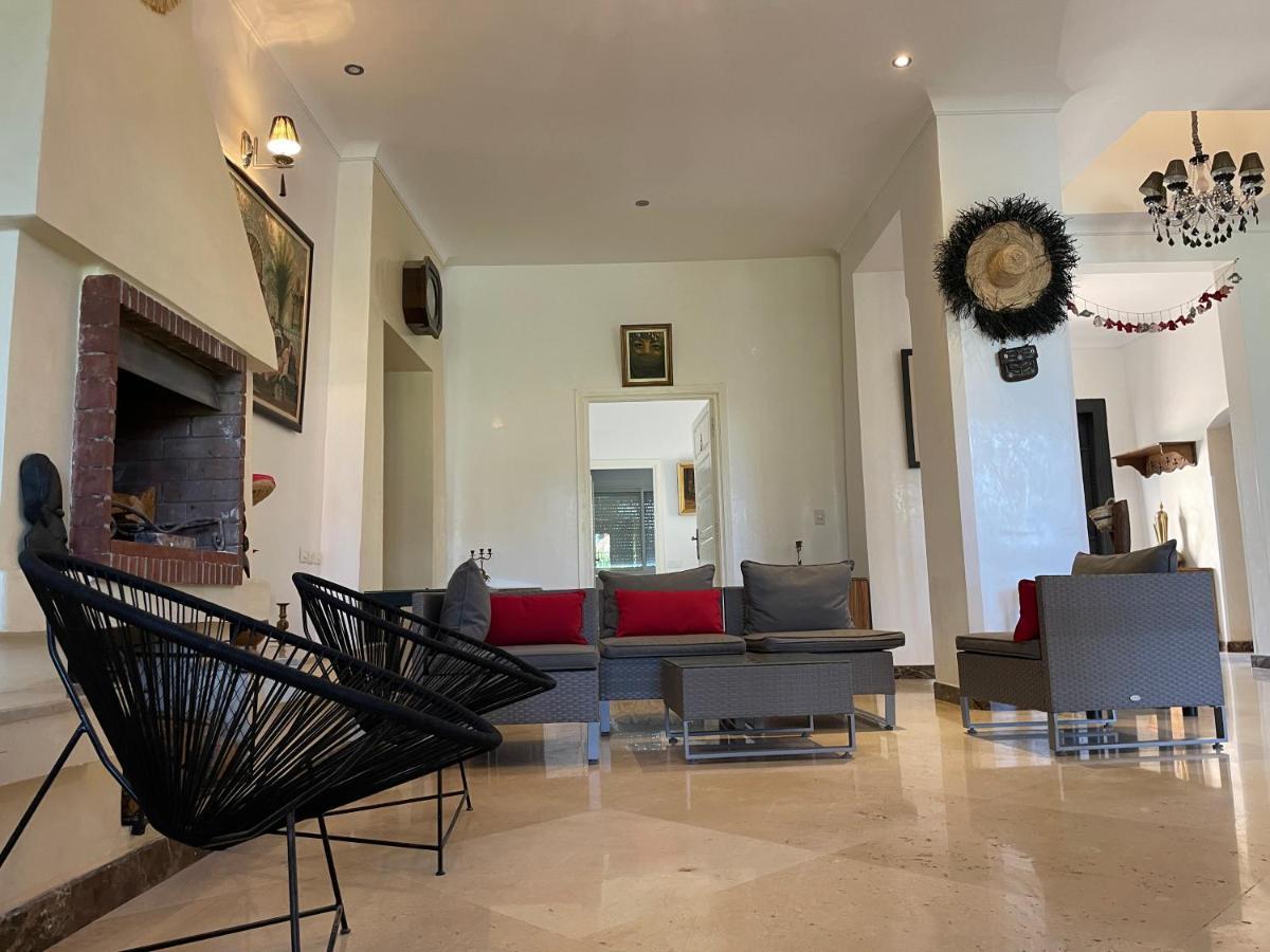 Authentic Ideal For 16+ Guests Villa