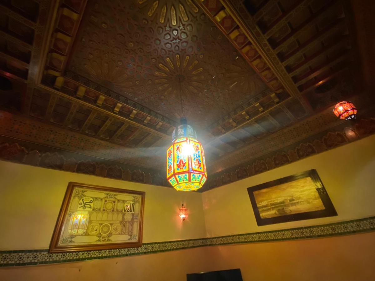 Kamal De Luxe Avec Jacuzzi Et Trois Piscines Au Coeur De Marrakech (adults Only)