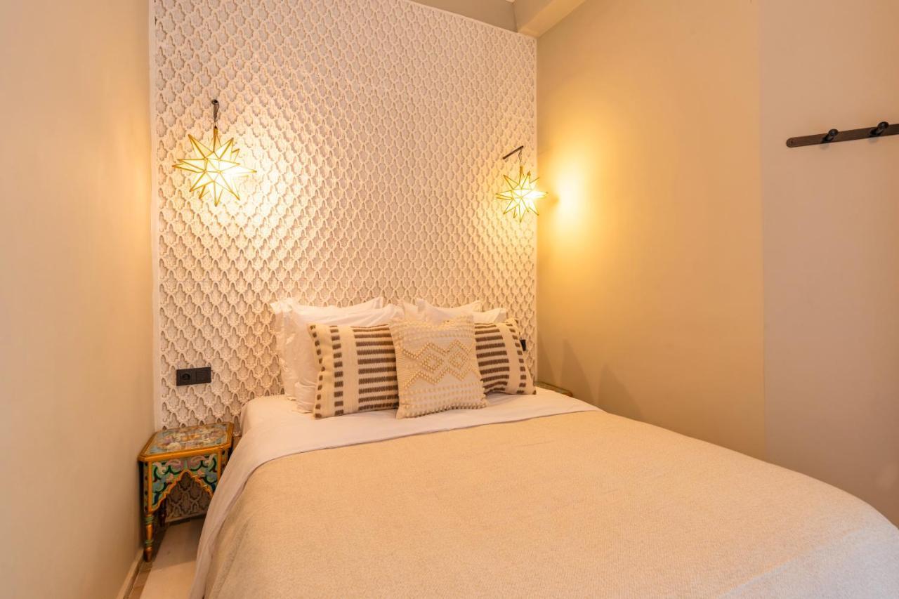 Riad Riad Xo