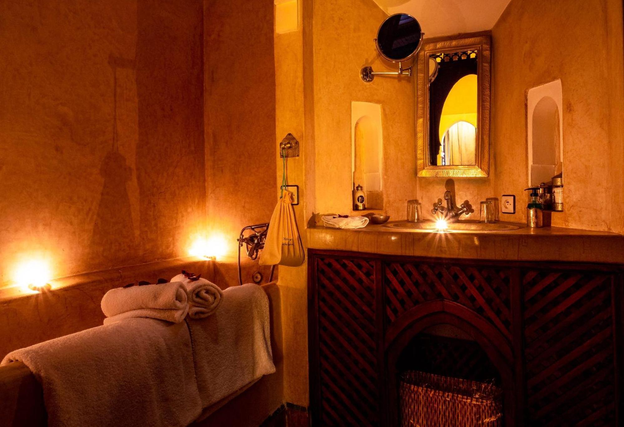Dar Les Cigognes Riad