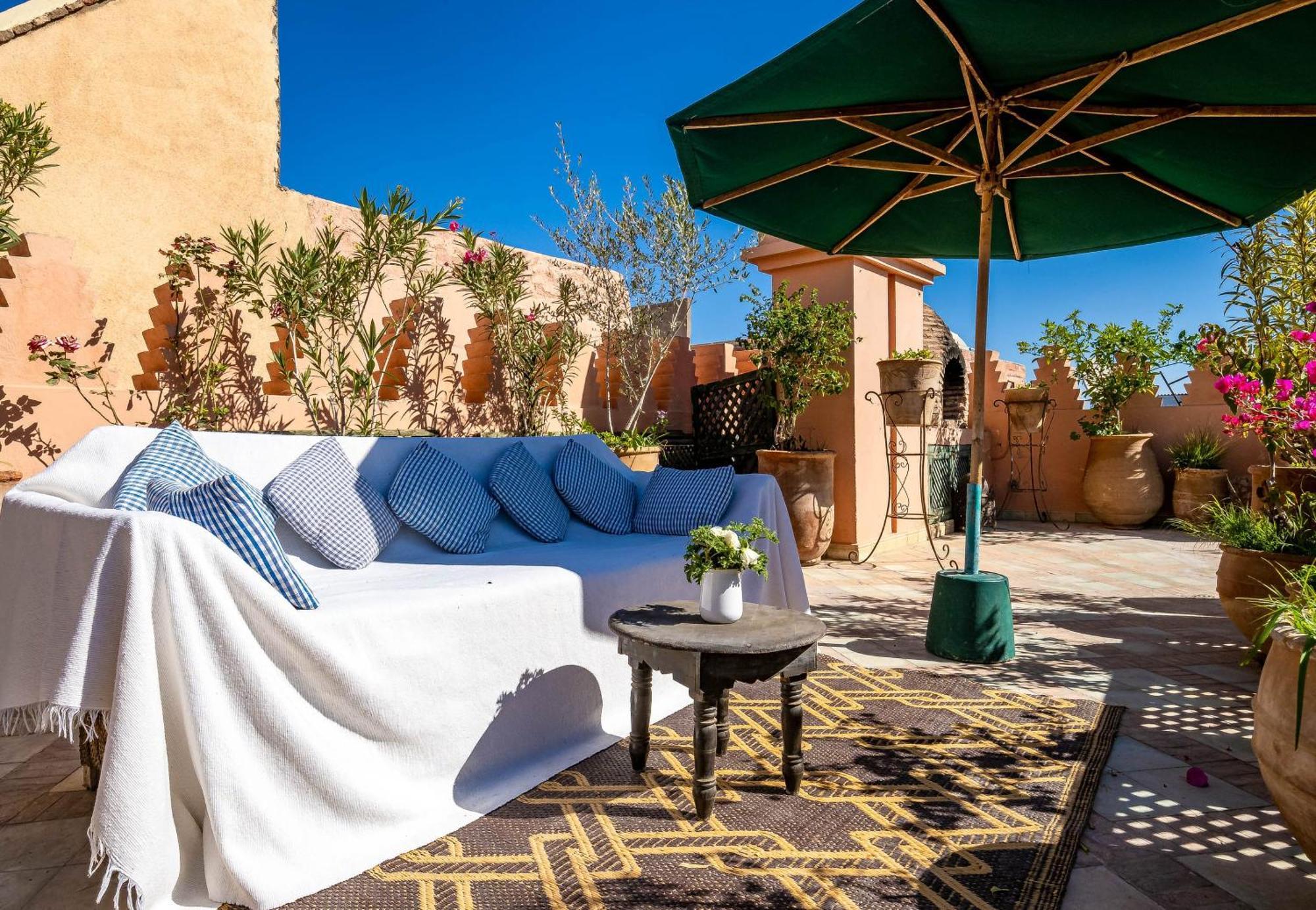 Dar Les Cigognes Riad