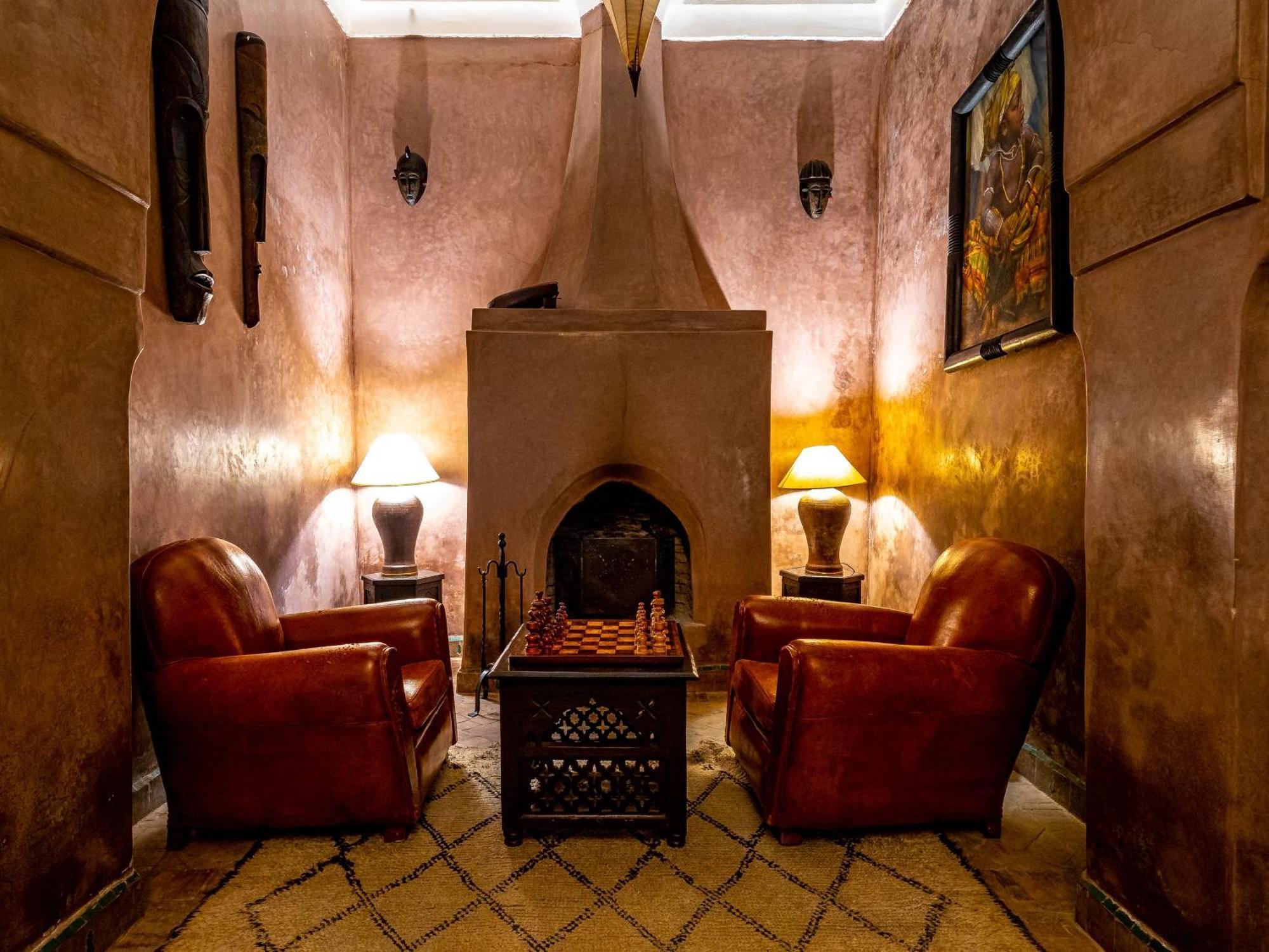 Dar Les Cigognes 5*