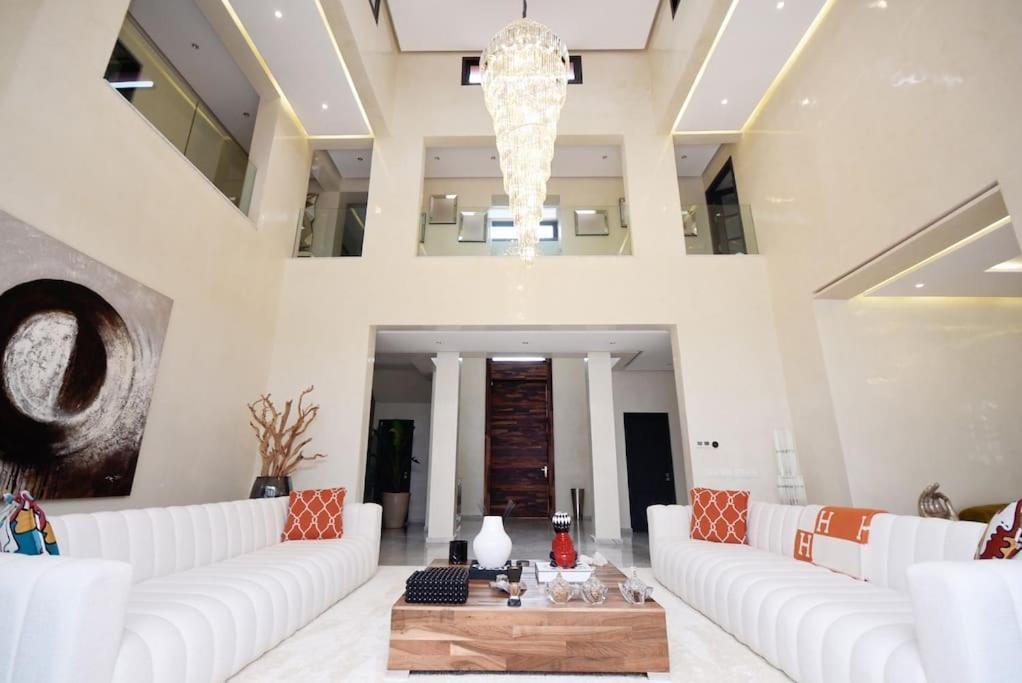 The Majestic - Heated Pool Villa *