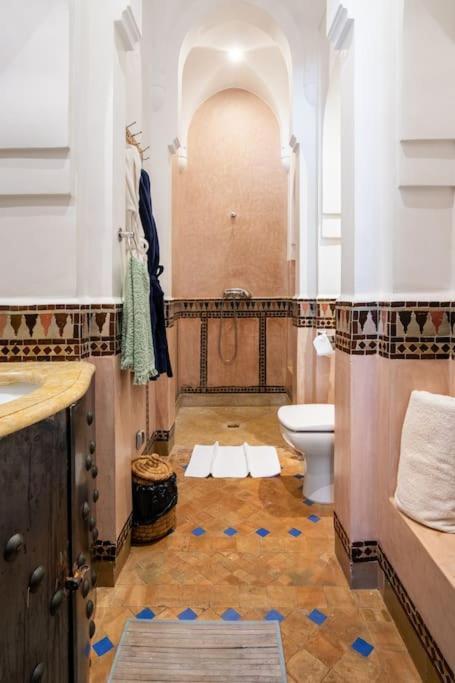Pauline With Private Pool & Garden, Service And No Insight. Villa Marrakesh