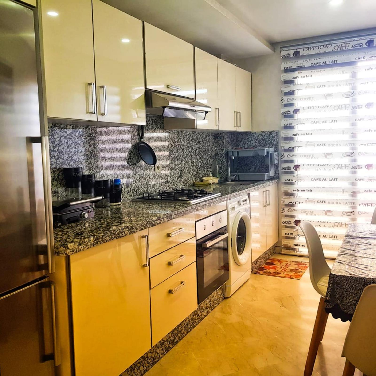 Appartement Deux Avec Piscine Couverte *