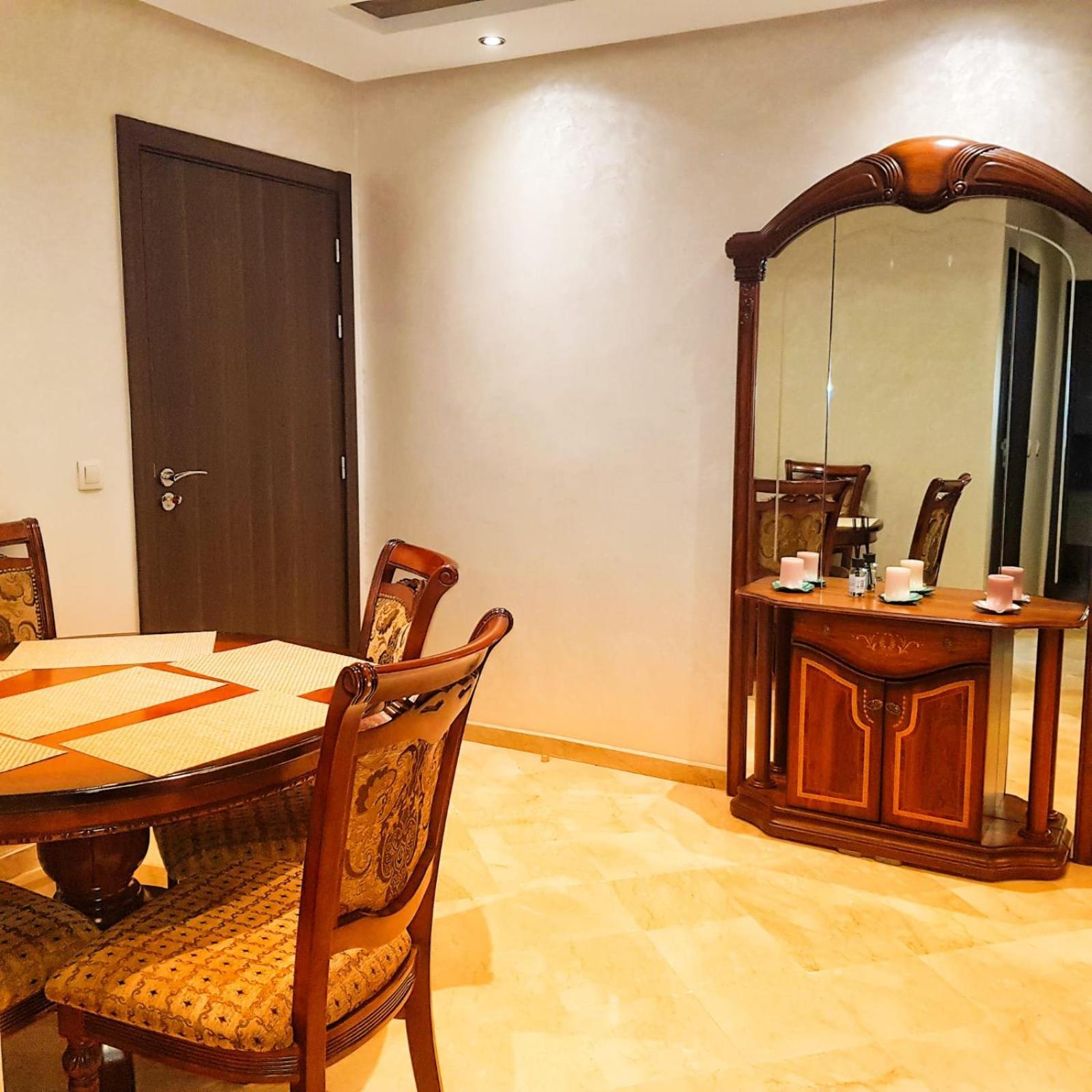 Appartement Deux Avec Piscine Couverte *