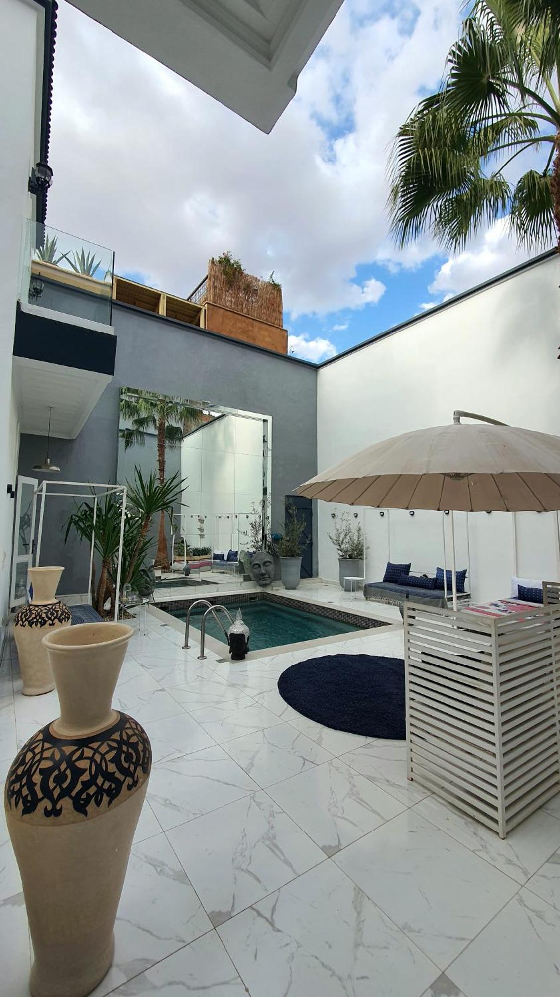 Vip Riad
