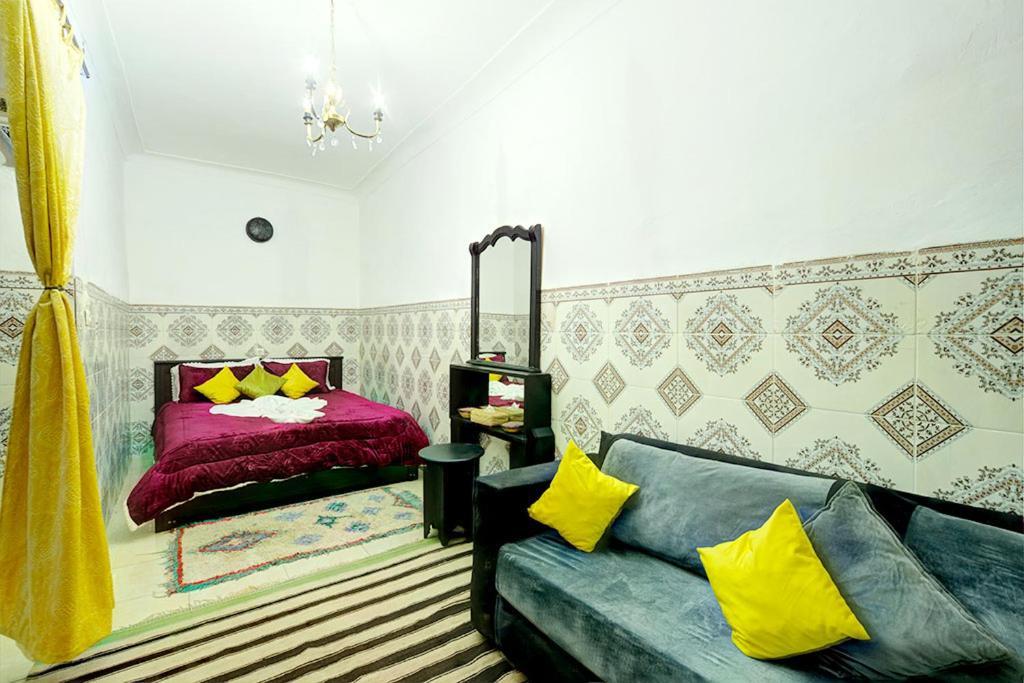 Lalla Aouich * Marrakesh