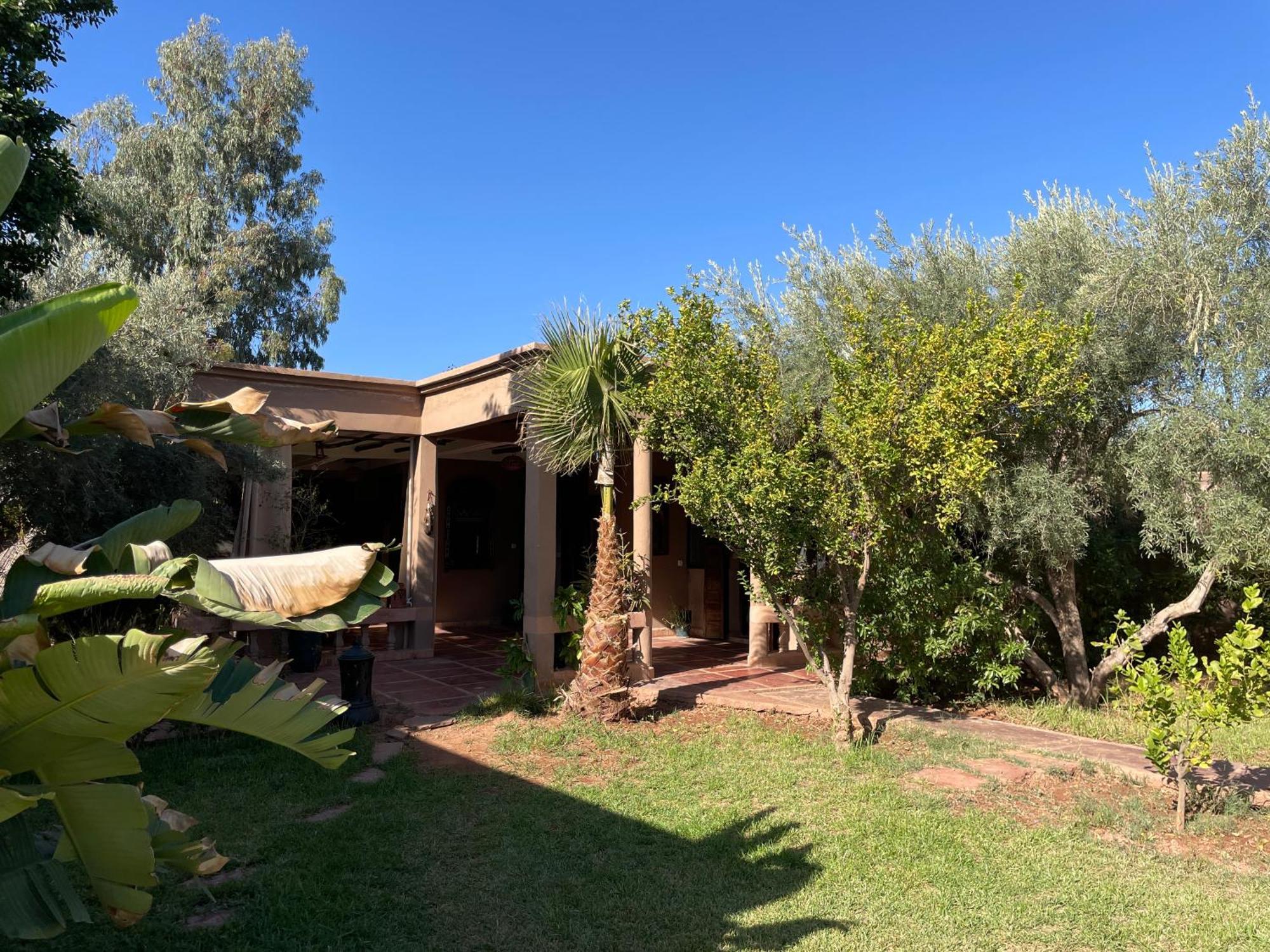 Villa Authentic Ideal For 16+ Guests