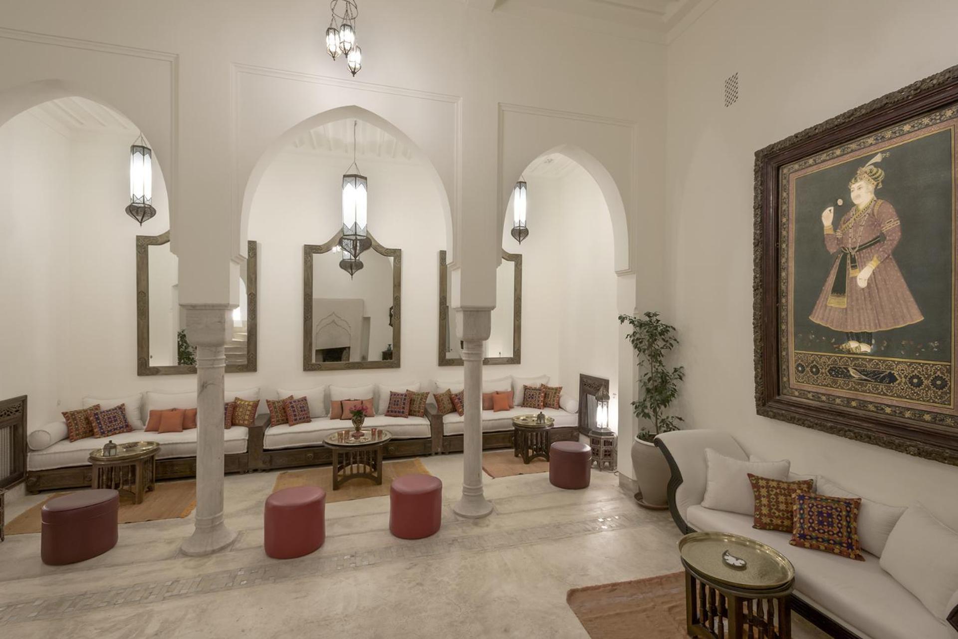 Hayati Riad *