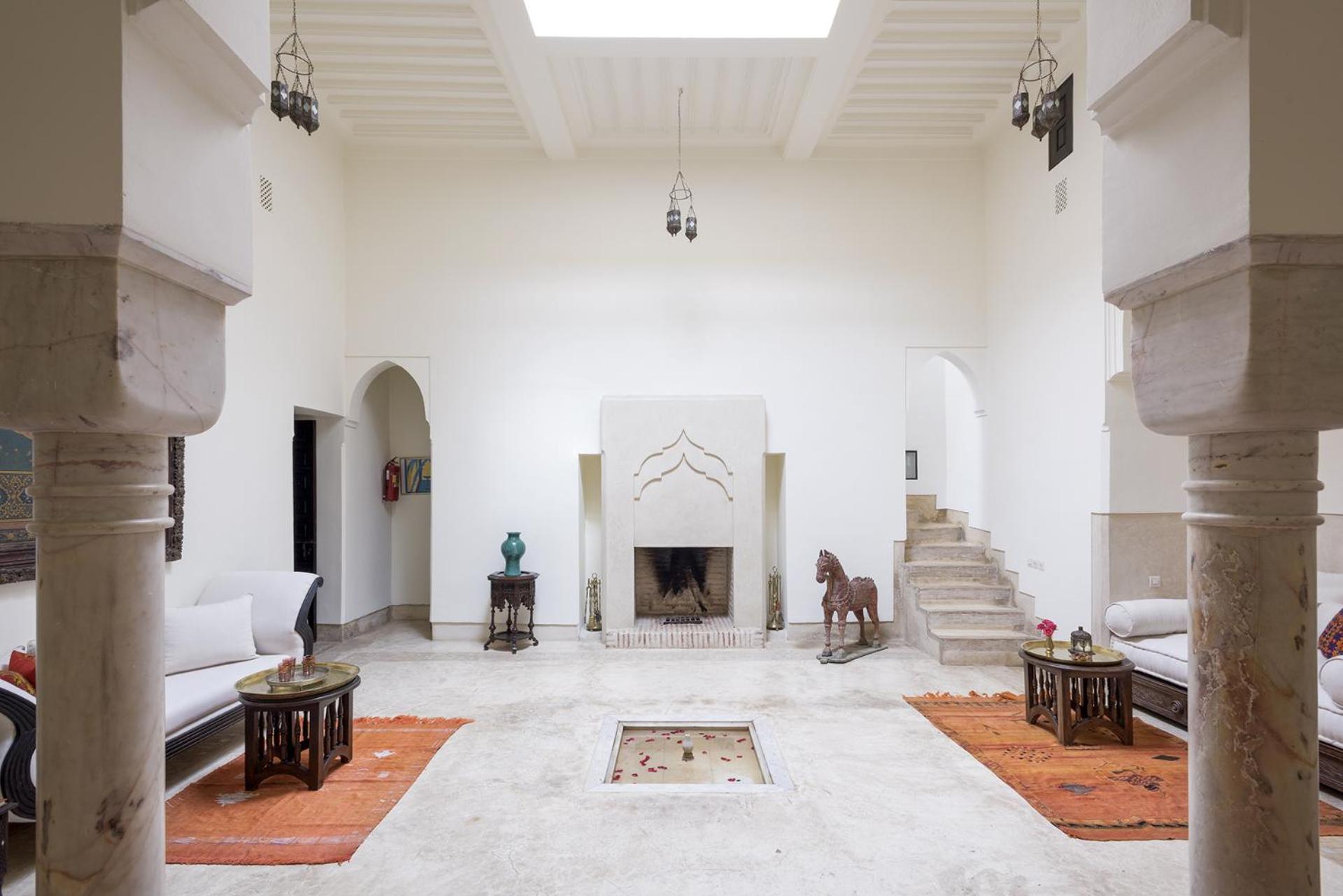 Hayati Riad