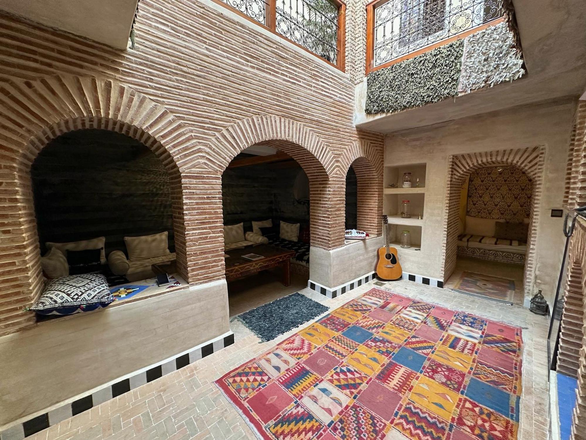 Hna Ben Saleh Riad 3*