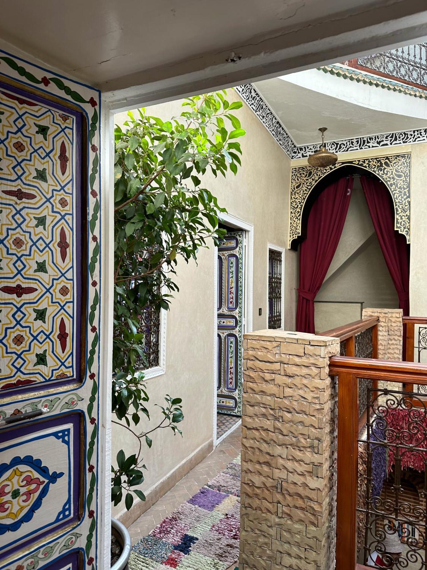 Hna Ben Saleh 3*