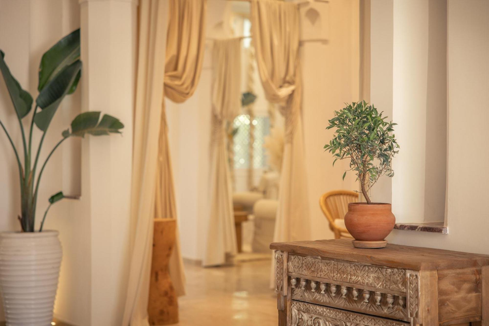 Les Palmiers Boutique & Hotel Marrakesh