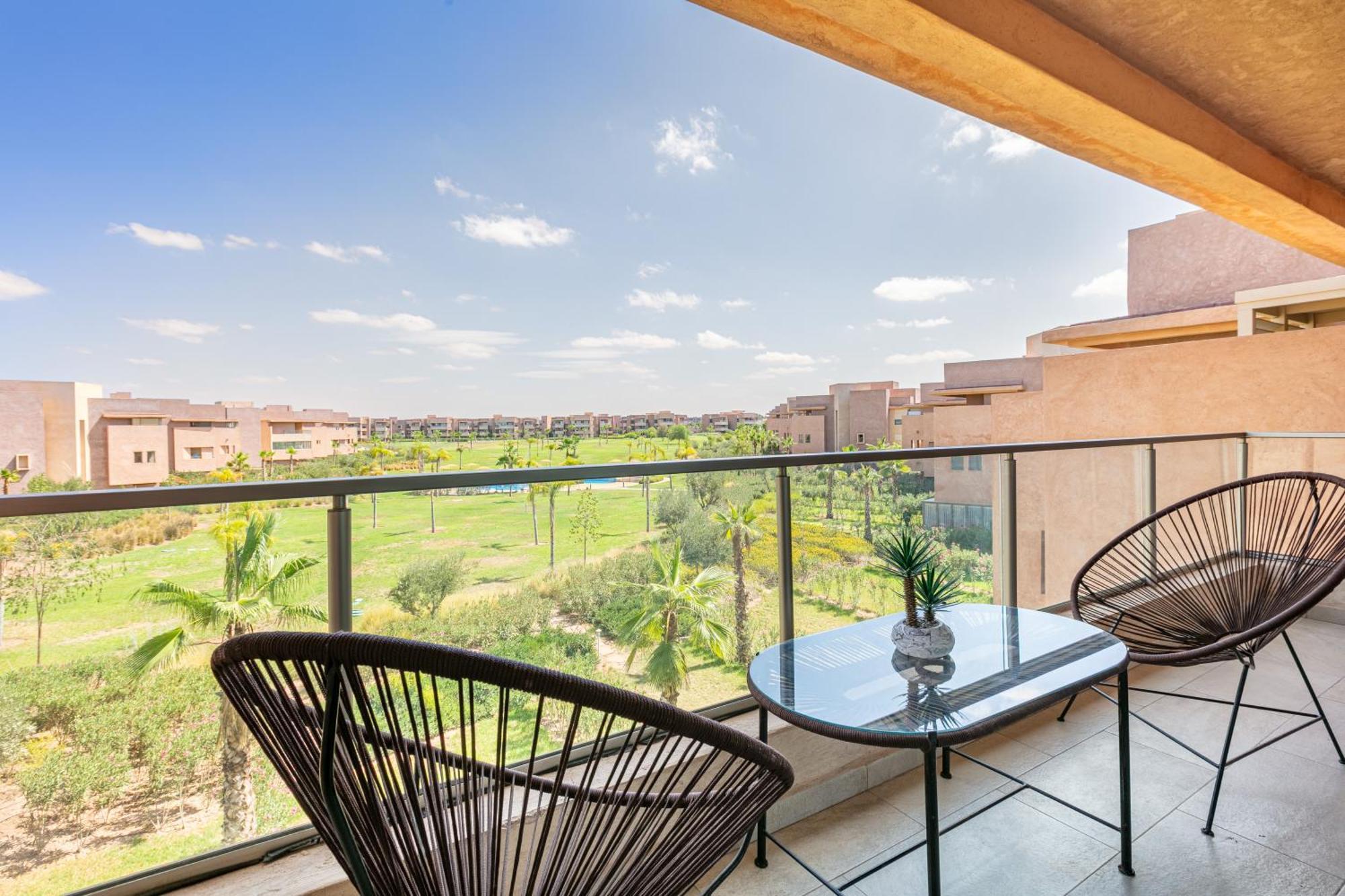 Perle Rare A Prestigia - Vue Sur Golf