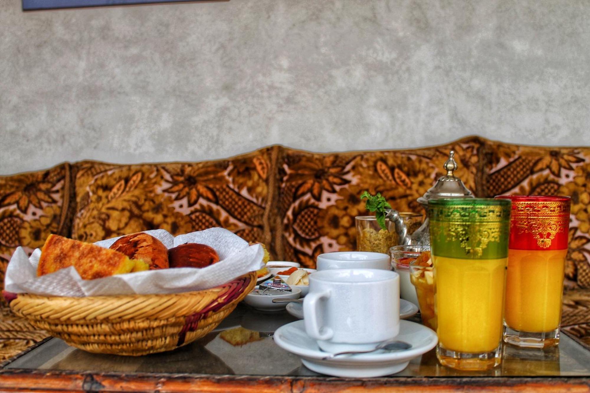 Bed & Breakfast Belikoss Pool & *
