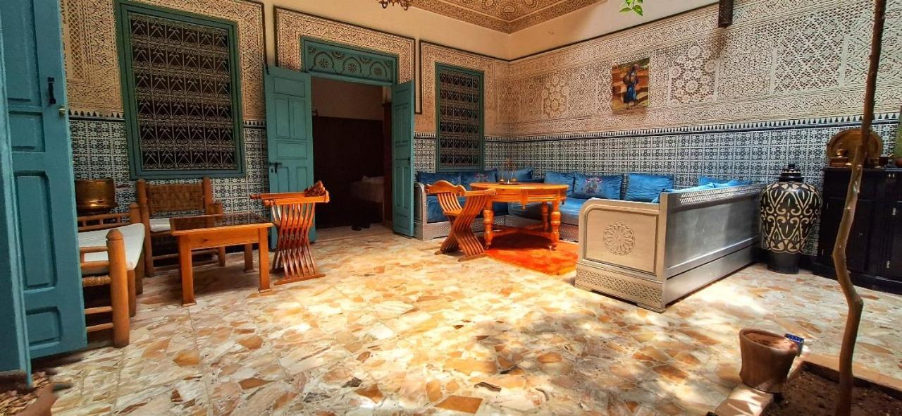 Gasthof 111 & Marrakesch