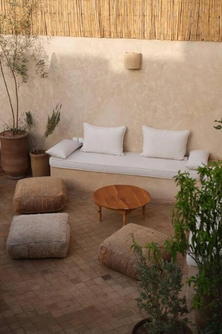 Dar Num, Luxury Private Riad With Pool & Breakfast - Car Access In Medina