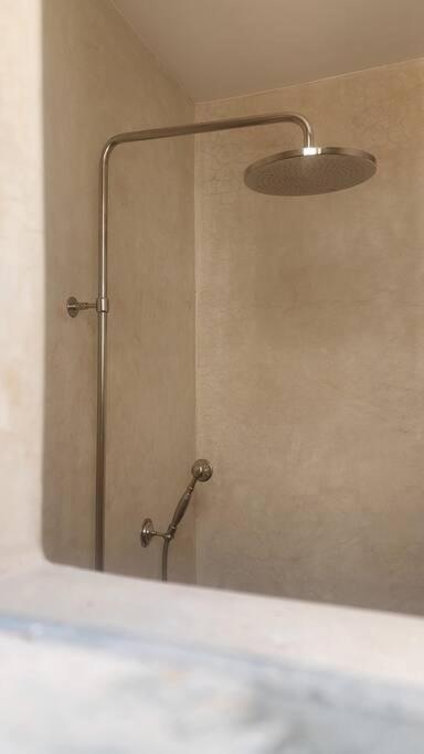 Dar Num, Luxury Private Riad With Pool & Breakfast - Car Access In Medina *