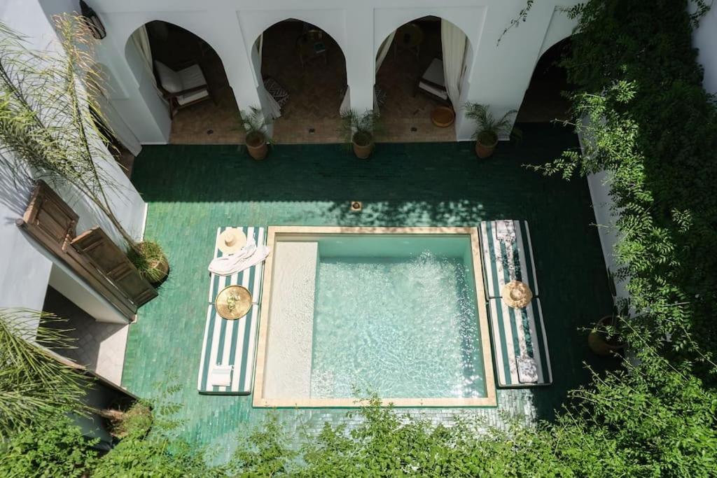 Villa Dar Num, Luxury Private Riad With Pool & Breakfast - Car Access In Medina Marrakesh