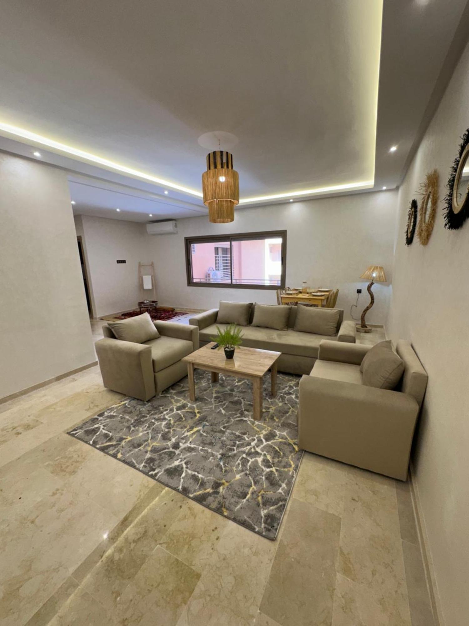 Brand New Modern 2 Bedroom With Swimming Pool, Netflix & Iptv Appartement