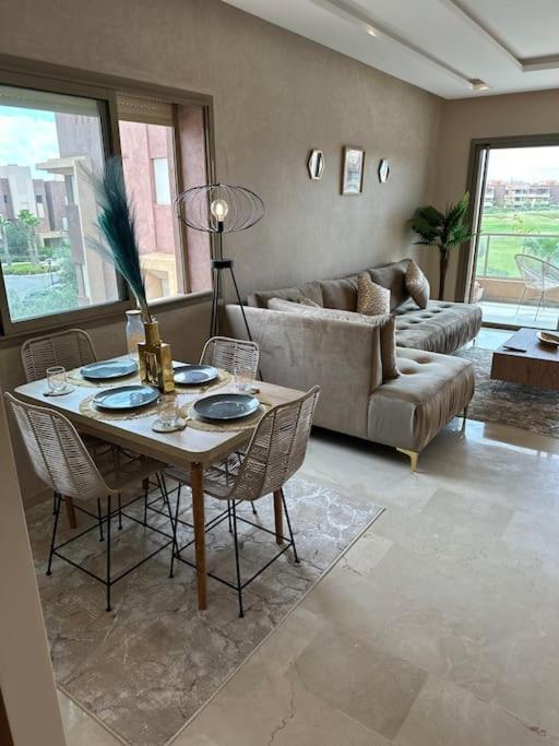 Apartamento Prestigia Golf & Pool 2 Bedroom Luxury Comforts *