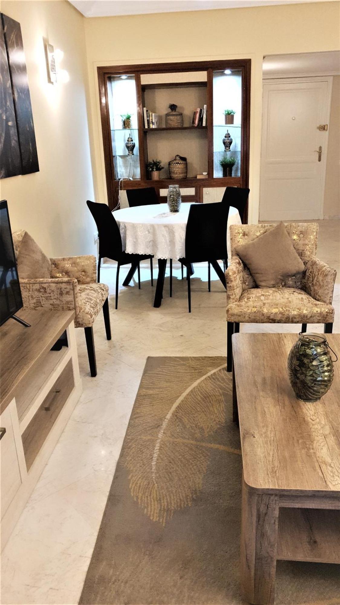 Appartement ☆hivernage☆ Charming , Spacious & Bright With Pool