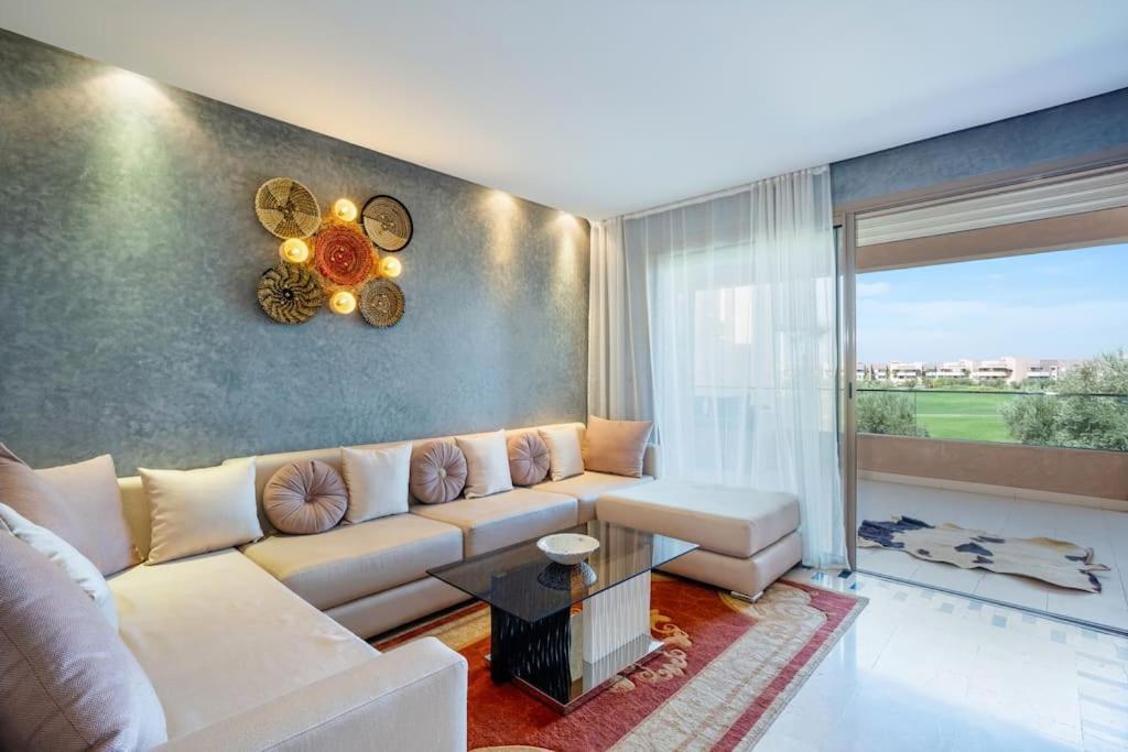 Appartement Relax Front Of Golf-pool-topaze