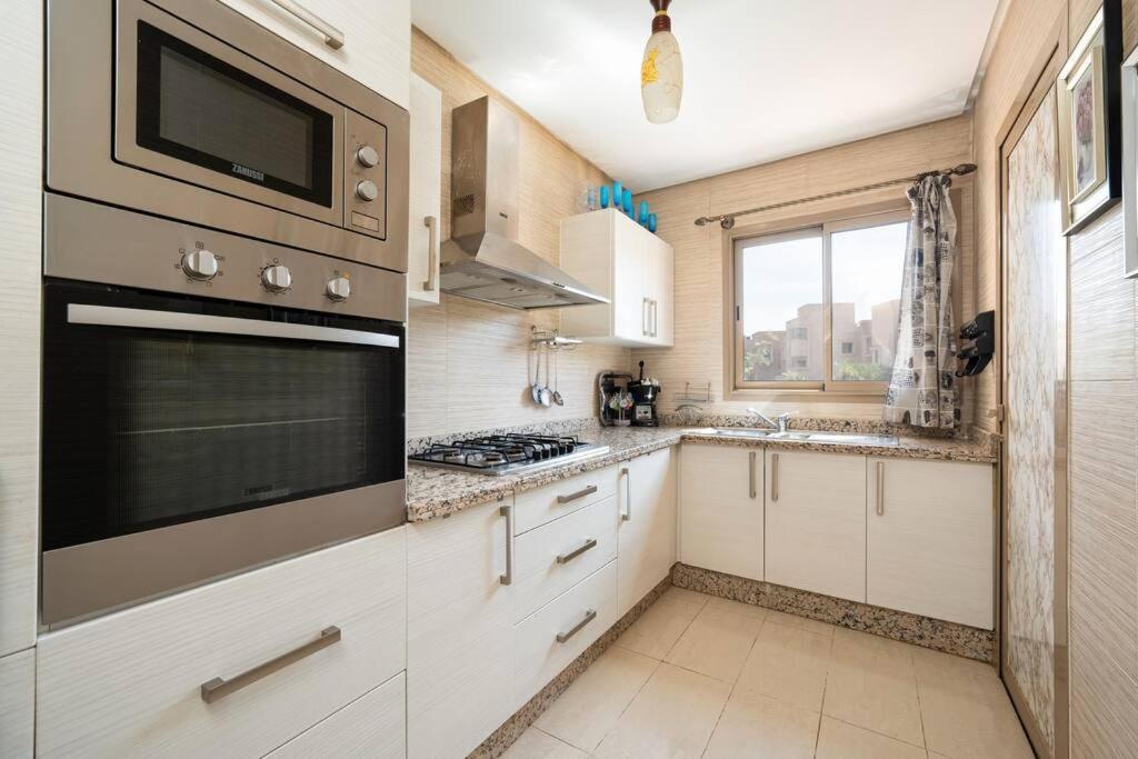 Appartement Relax Front Of Golf-pool-topaze *