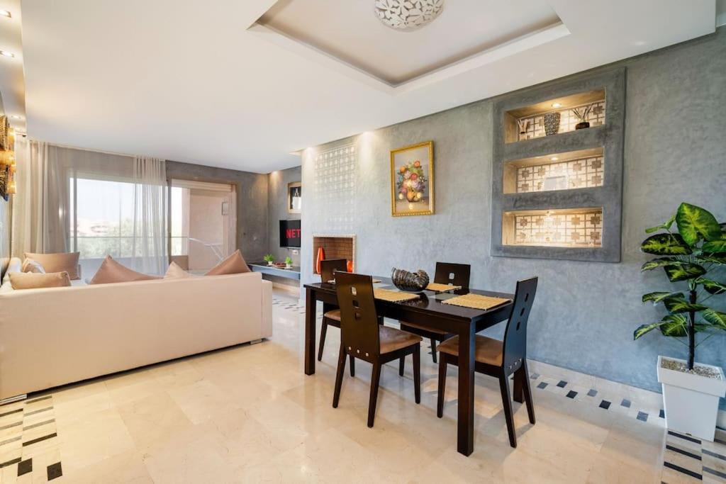 Appartement Relax Front Of Golf-pool-topaze *