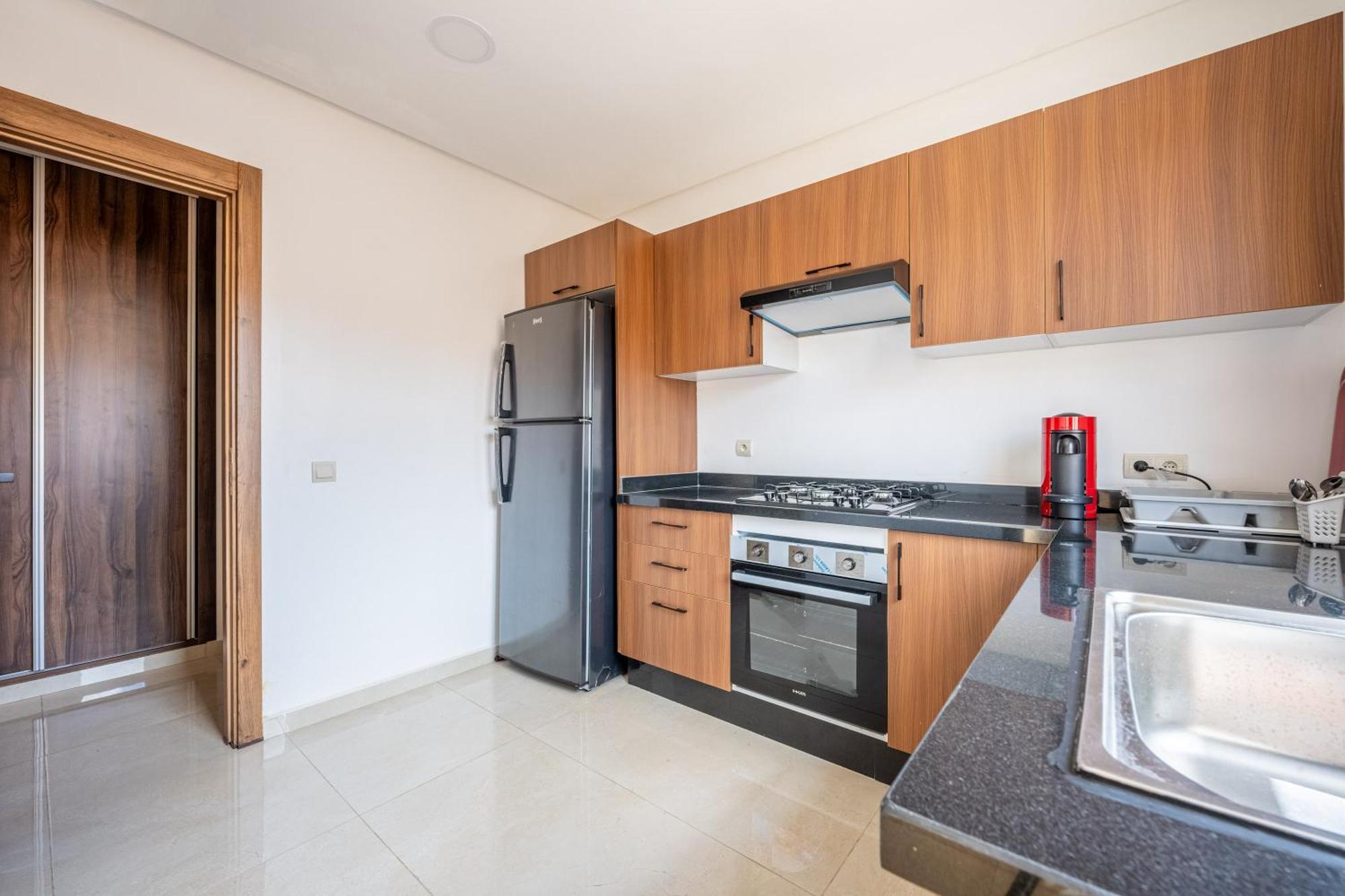3 Avec Piscine Apartment *
