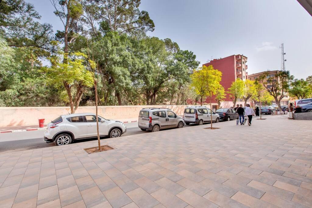 Apartamento Peaceful Living: Chic Apartment, Prime Location *