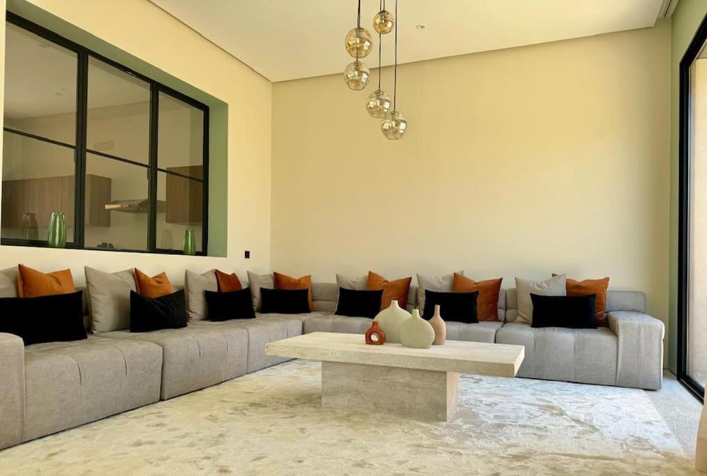 Villa Magnifique D'architecte A Marrakech A 15 Min Du Centre-ville