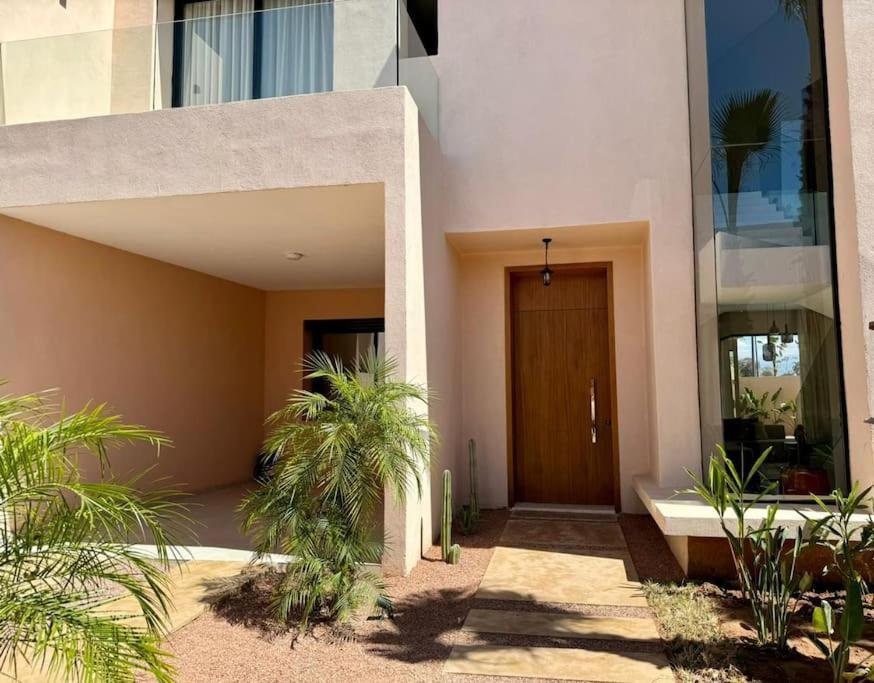 Villa Magnifique D'architecte A Marrakech A 15 Min Du Centre-ville *