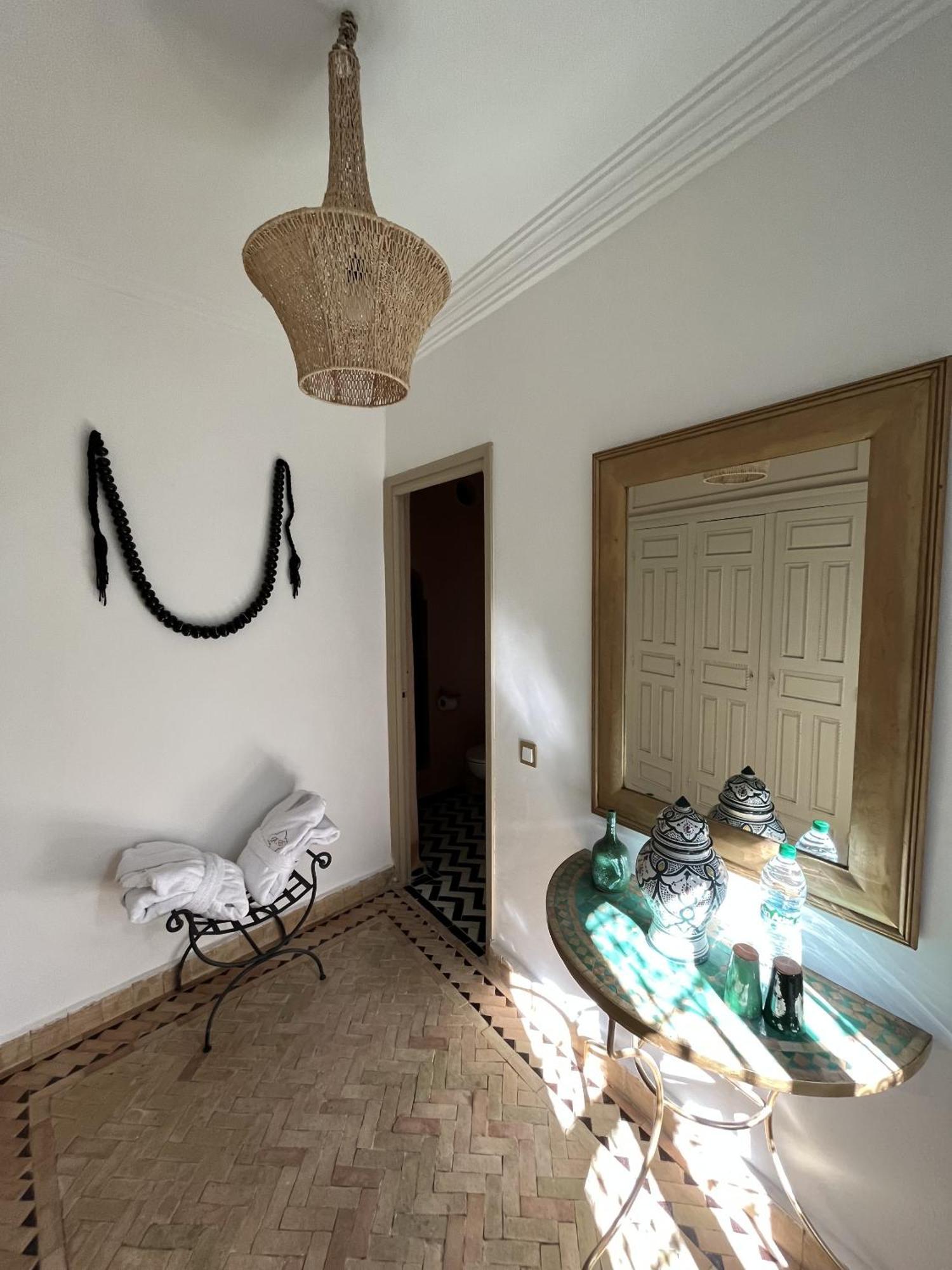 Riad Ecila 2*