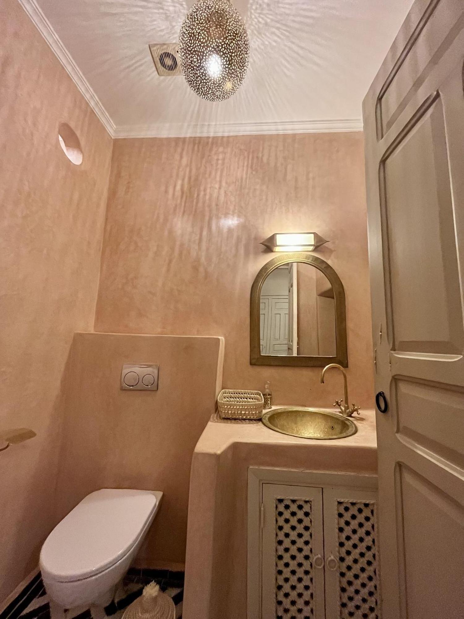 Ecila Riad
