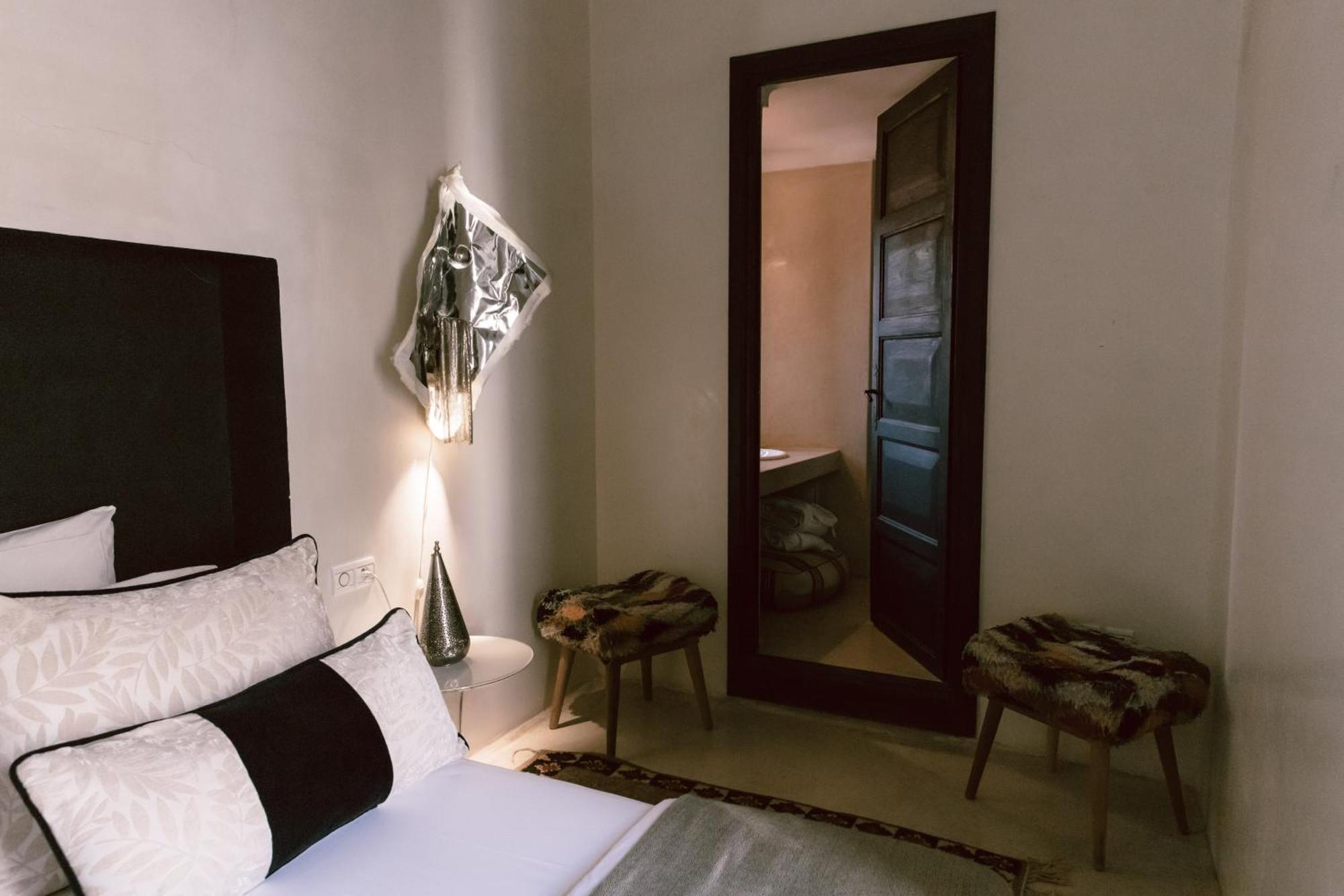 Riad K