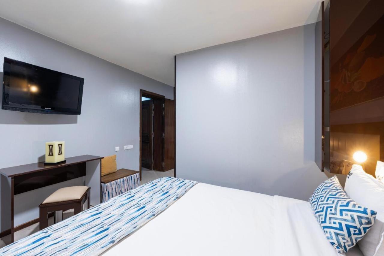 Villa Ushuaia Avec Piscine - Petit Dejeuner Gratuit - Marrakech City Center * Marrakesh