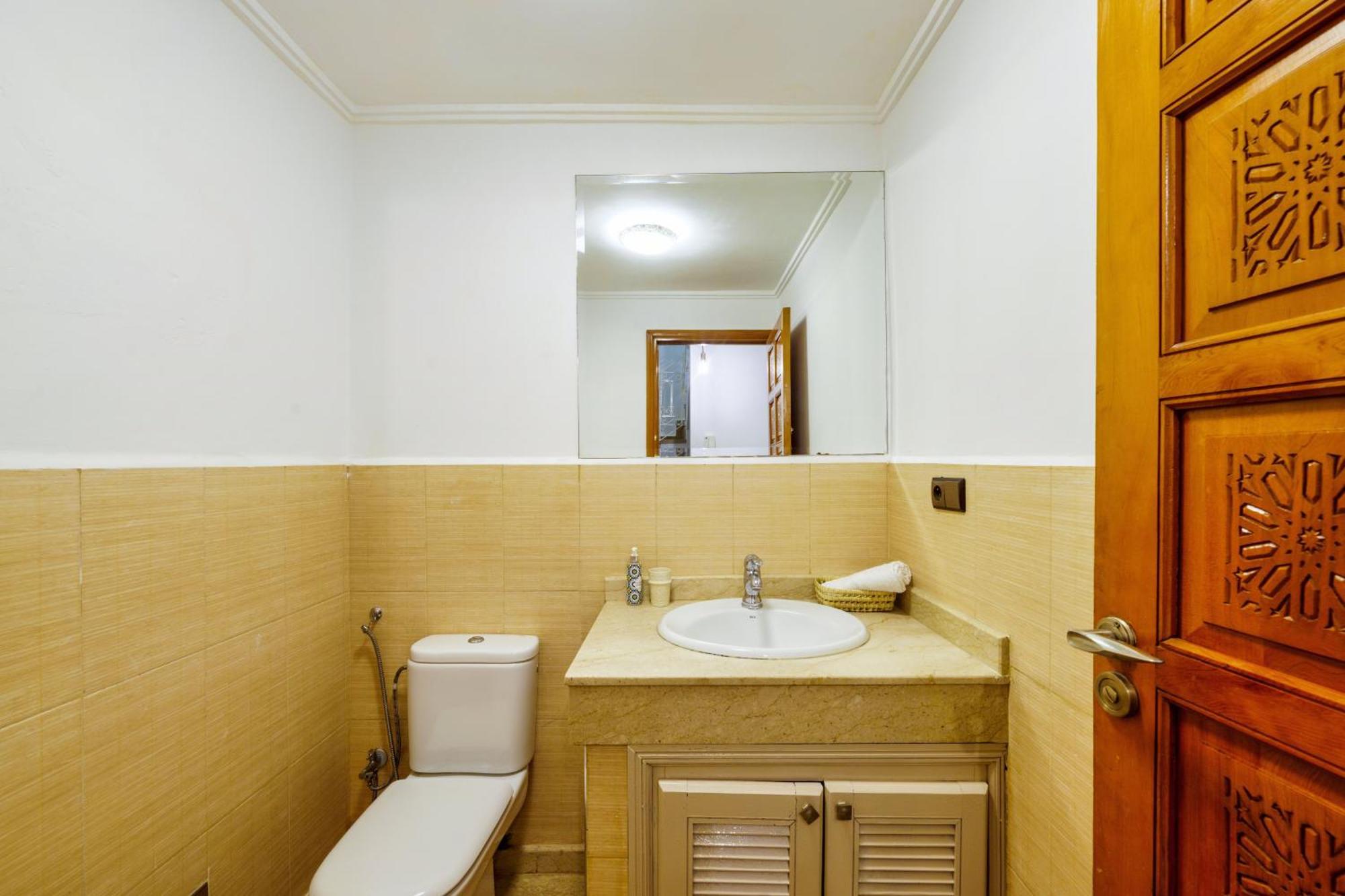 Charming 2-bed Duplex In Downtown-heart *
