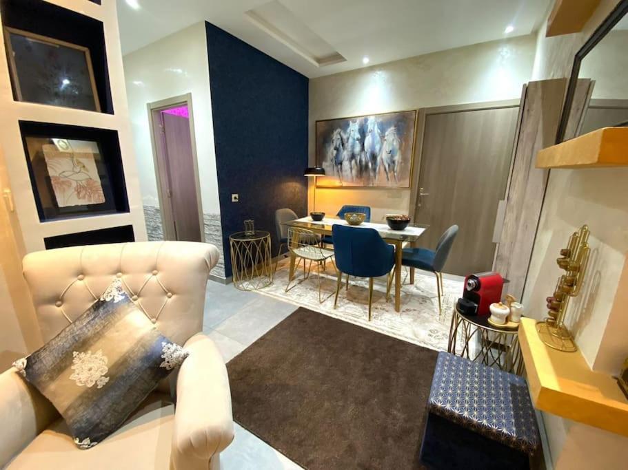Appartement Apparemment Spacieux
