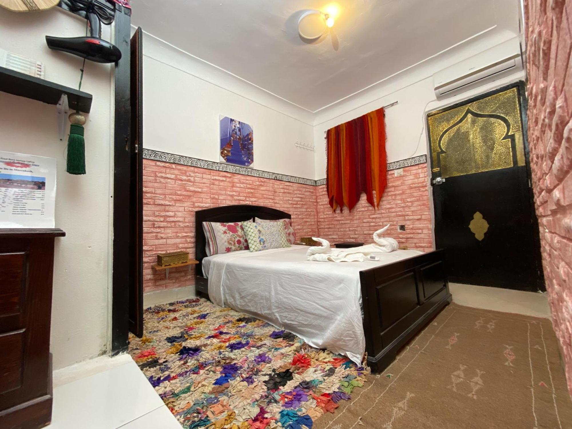 Bed & Breakfast Borj Jamaa Lafna *