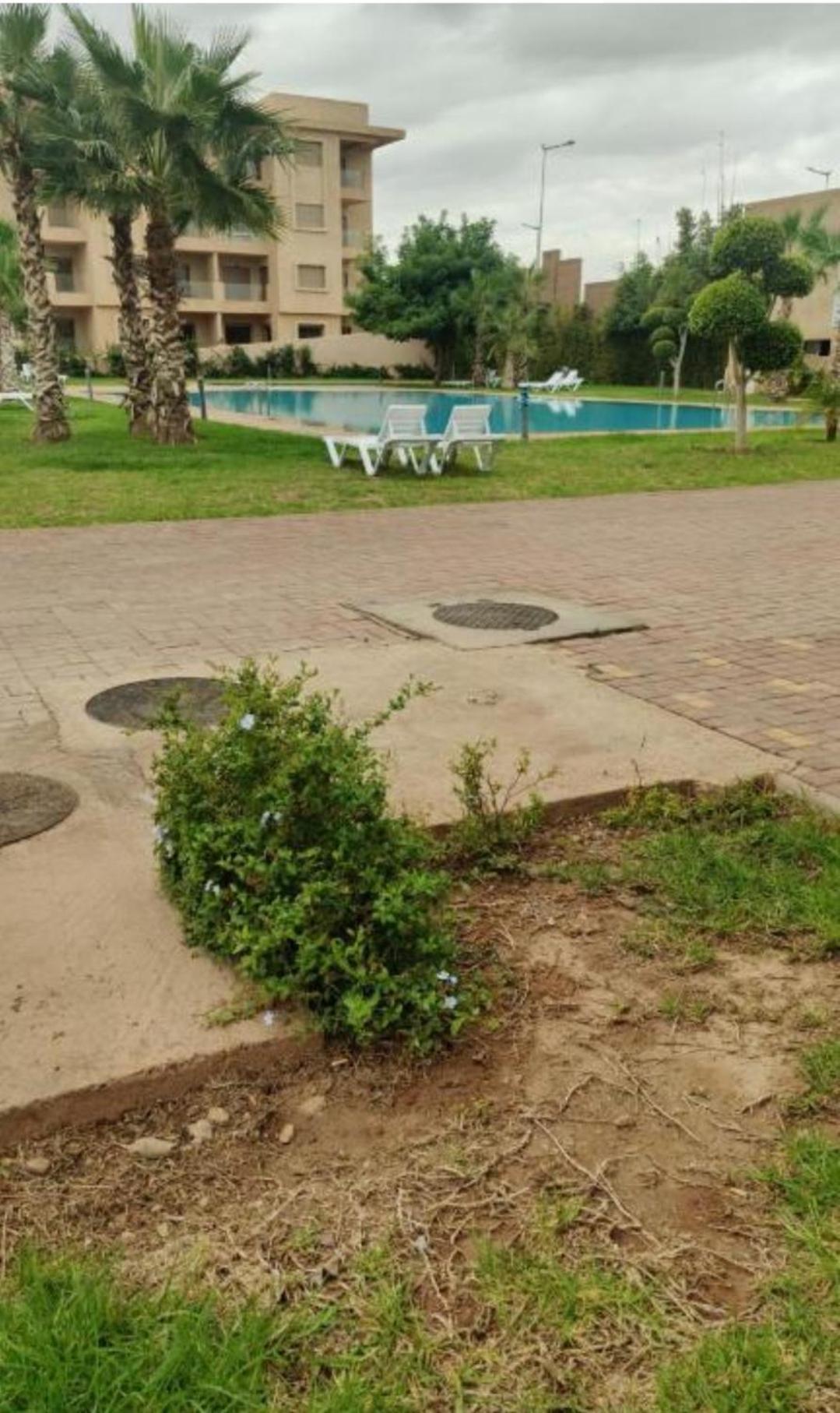Appartement Coralia Avec Piscine En Location Journaliere A Marrakech