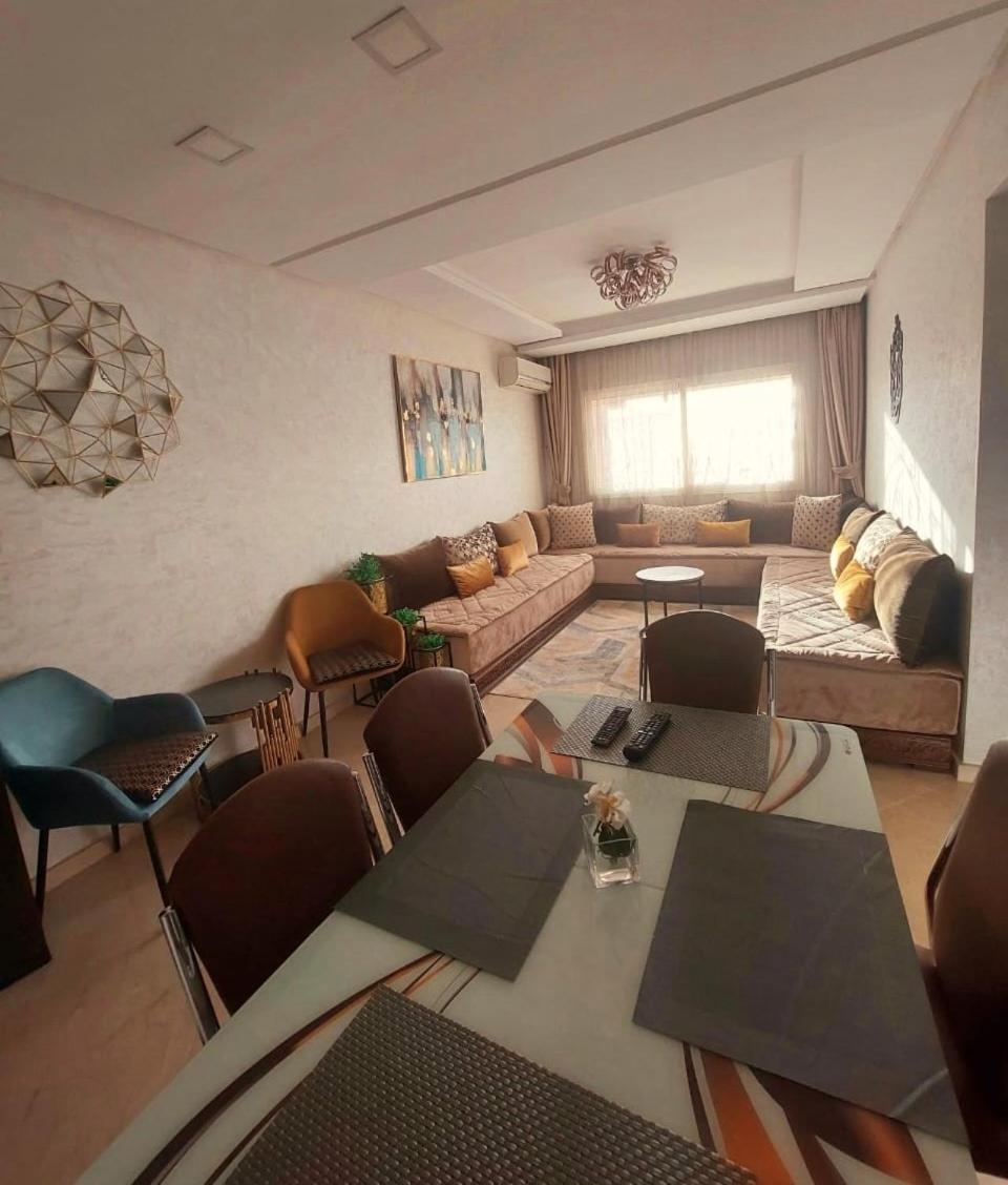 Appartement Pour Familles En Avec Piscine Et Wifi *