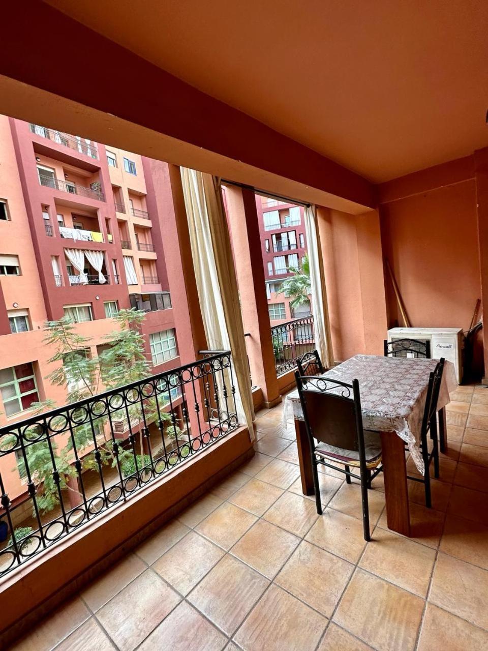 Majorelle Garden Family With Swimming Pool And Cozy Terrace